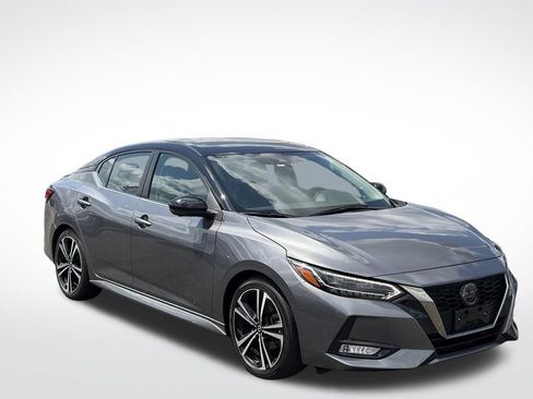 Used 2023 Nissan Sentra SR w/ SR Premium Package FWD image 2