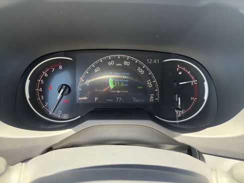 Used 2024 Toyota RAV4 XLE AWD/4WD image 15