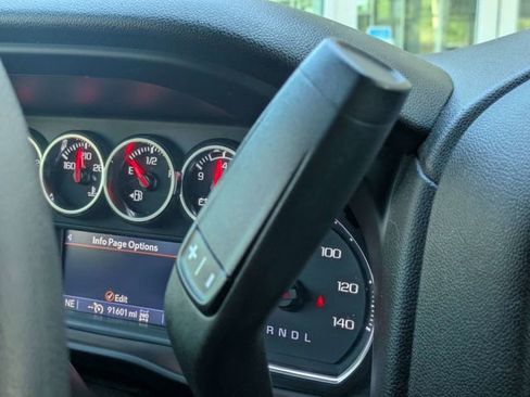 Used 2022 Chevrolet Silverado 1500 Custom Trail Boss w/ Safety Confidence Package AWD/4WD image 26
