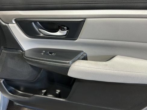 Used 2017 Honda CR-V LX image 17