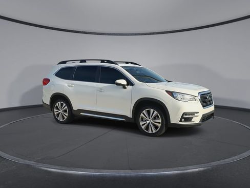 Used 2022 Subaru Ascent Limited w/ Technology Package AWD/4WD image 2