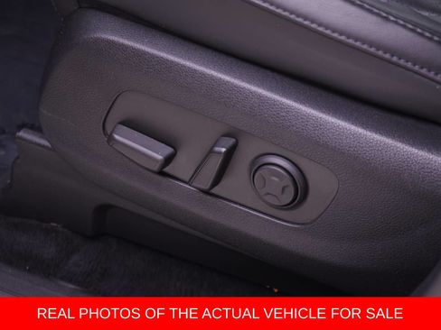 Used 2022 Kia Carnival SX FWD image 16
