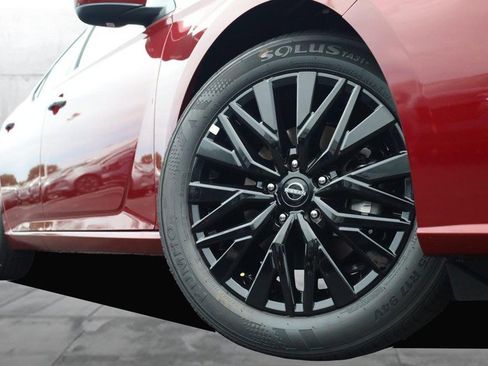 New 2025 Nissan Altima 2.5 SV w/ SV Special Edition Package image 3