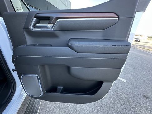 New 2026 GMC Sierra 1500 Denali w/ Denali Reserve Package image 30