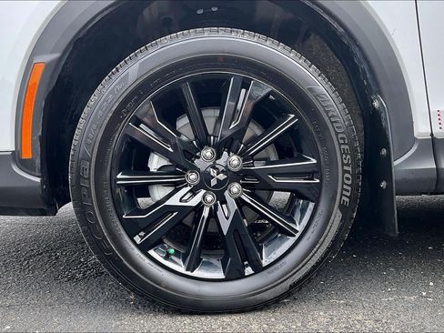 Used 2024 Mitsubishi Eclipse Cross LE AWD/4WD image 9