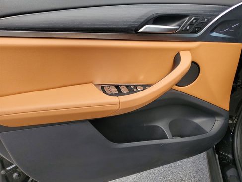 Used 2023 BMW X3 xDrive30i w/ Premium Package w/ZPA image 18