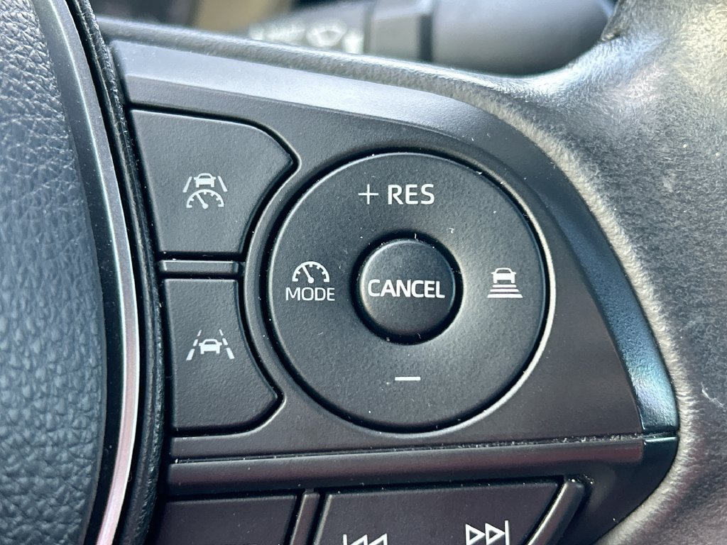 Used 2023 Toyota Corolla SE FWD image 17
