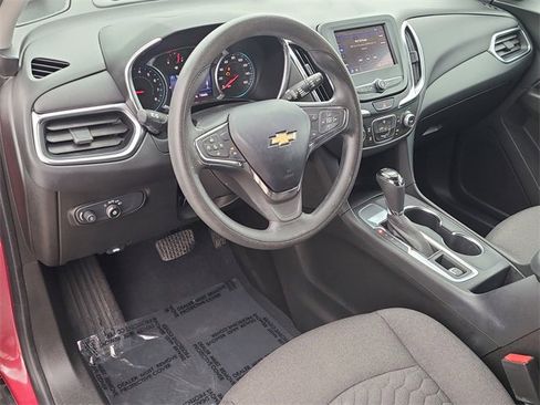 Used 2021 Chevrolet Equinox LT image 21