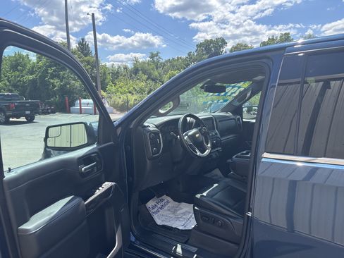 Used 2020 Chevrolet Silverado 1500 LTZ w/ LPO, Dark Essentials Package AWD/4WD image 7