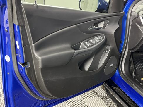 Used 2018 Chevrolet Volt LT w/ LT Driver Confidence Package image 15