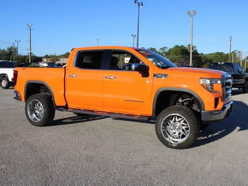 Used 2021 GMC Sierra 1500 SLE w/ X31 Off-Road Package image 15