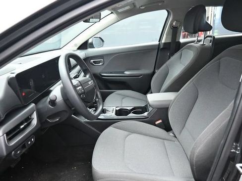 Used 2025 Kia K4 FWD image 13