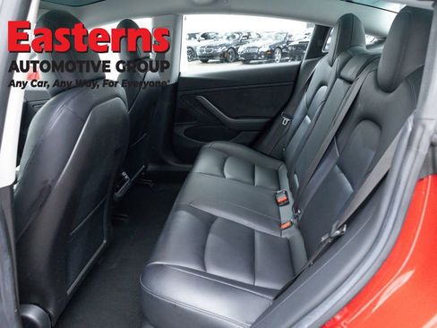 Used 2018 Tesla Model 3 Long Range AWD/4WD image 16