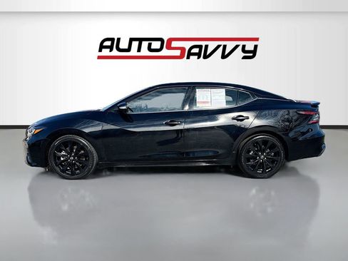 Used 2023 Nissan Maxima SR w/ Sport Mat Group FWD image 4