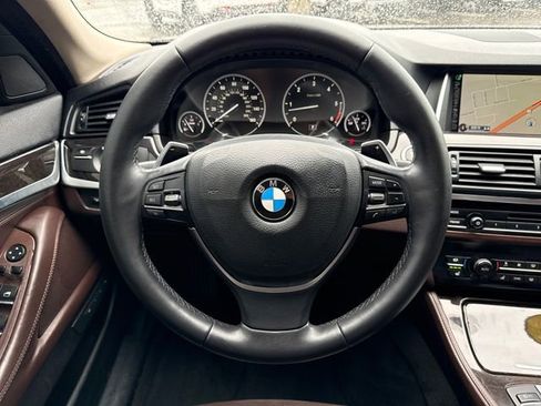 Used 2016 BMW 535d Sedan image 21