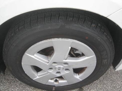 Used 2010 Toyota Prius Two image 38