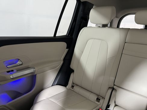 Certified 2023 Mercedes-Benz GLB 250 image 13