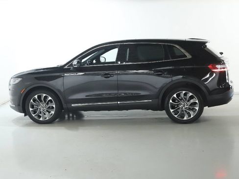 Used 2023 Lincoln Nautilus Reserve AWD/4WD image 39