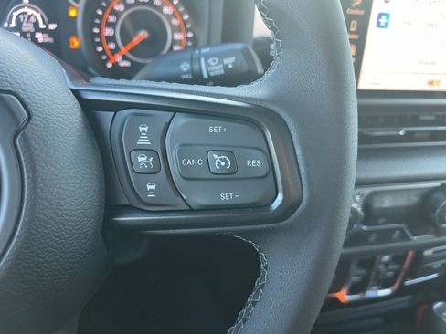 New 2026 Jeep Gladiator Sport image 25