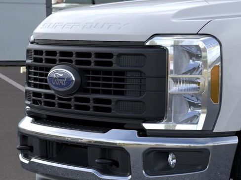 New 2026 Ford F250 XL RWD image 17