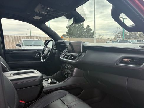 Used 2023 Chevrolet Suburban RST w/ Luxury Package image 7