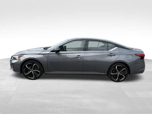 Used 2026 Nissan Altima 2.5 SR FWD image 12