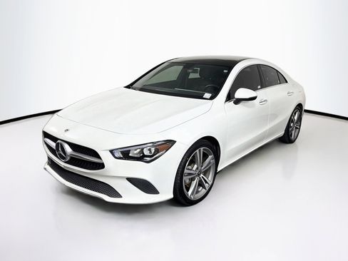 Used 2022 Mercedes-Benz CLA 250 image 3