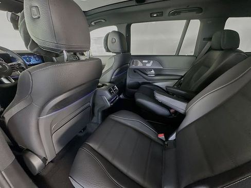 New 2026 Mercedes-Benz GLS 450 4MATIC image 25