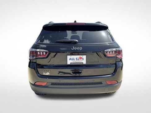 New 2026 Jeep Compass Limited w/ Sun, Sound & Navigation Group AWD/4WD image 7