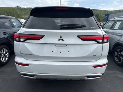 Used 2024 Mitsubishi Outlander SE