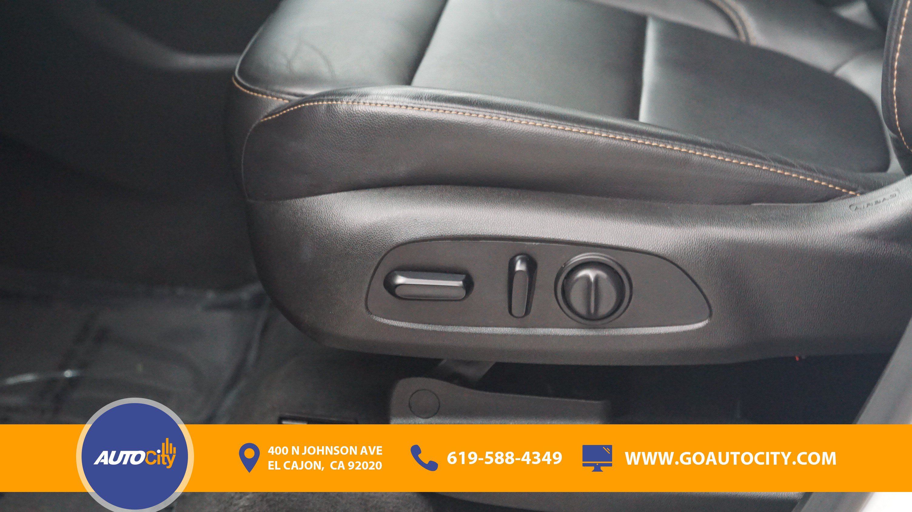 Used 2020 Chevrolet Traverse RS w/ LPO, Floor Liner Package AWD/4WD image 19