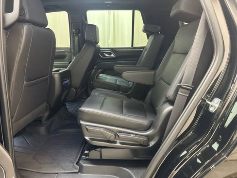 Used 2023 Chevrolet Tahoe LT w/ LT Signature Plus Package AWD/4WD image 7