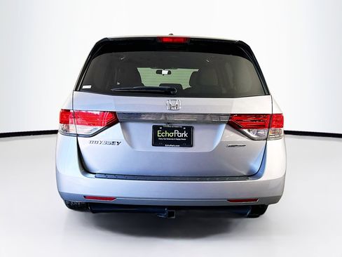 Used 2016 Honda Odyssey SE image 7