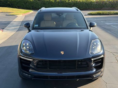 Used 2018 Porsche Macan GTS AWD/4WD image 2