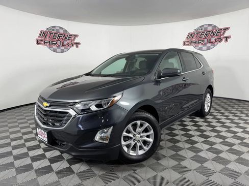 Used 2020 Chevrolet Equinox LT w/ Driver Convenience Package image 1