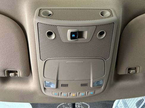 Used 2019 Ford F250 Lariat w/ Lariat Value Package image 16