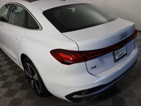 Used 2025 Audi A5 2.0T Premium Plus w/ Premium Plus image 8
