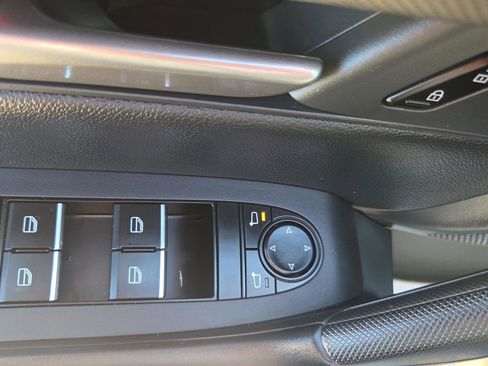 Used 2025 MAZDA CX-50 AWD 2.5 S w/ Select Package image 32