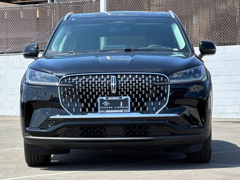 New 2025 Lincoln Aviator 2WD w/ Equipment Group 101A image 8