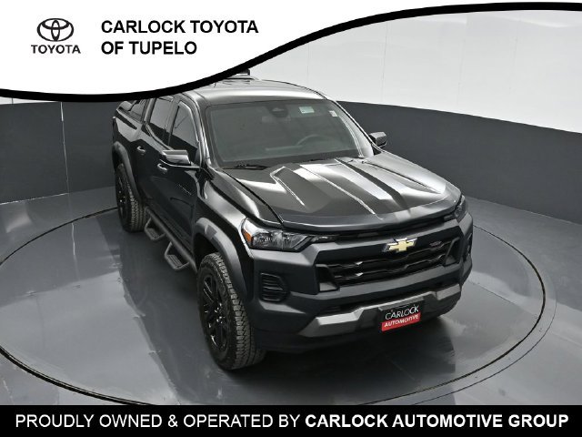 Used 2025 Chevrolet Colorado Trail Boss w/ Midnight Edition AWD/4WD image 46