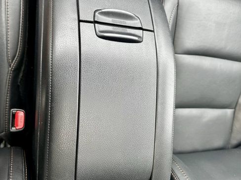 Used 2015 Toyota Highlander XLE AWD/4WD image 30