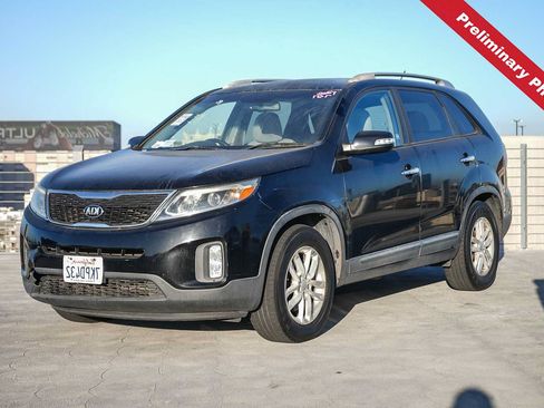 Used 2015 Kia Sorento LX FWD image 1