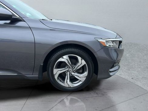 Used 2020 Honda Accord EX image 34