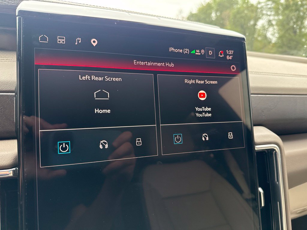 Used 2025 GMC Yukon XL Denali w/ Denali Reserve Package AWD/4WD image 22
