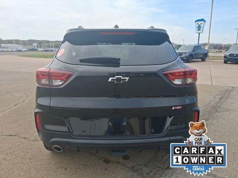 Used 2021 Chevrolet TrailBlazer RS w/ Technology Package FWD image 6