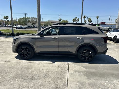 New 2026 Kia Sorento SX AWD/4WD image 9