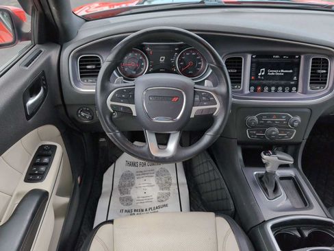 Used 2017 Dodge Charger SXT w/ Plus Group RWD image 12