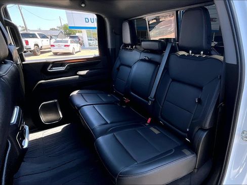Used 2024 GMC Sierra 3500 Denali w/ Denali Reserve Package AWD/4WD image 28