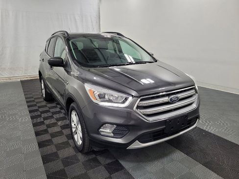 Used 2017 Ford Escape SE w/ Equipment Group 201A AWD/4WD image 13