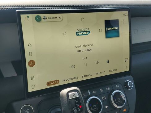 Used 2026 Land Rover Defender 130 X-Dynamic SE AWD/4WD image 19